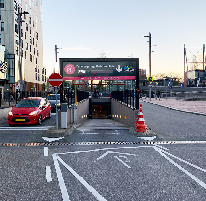 Parking near Mediamarkt Centrum Amsterdam - Parking Centre