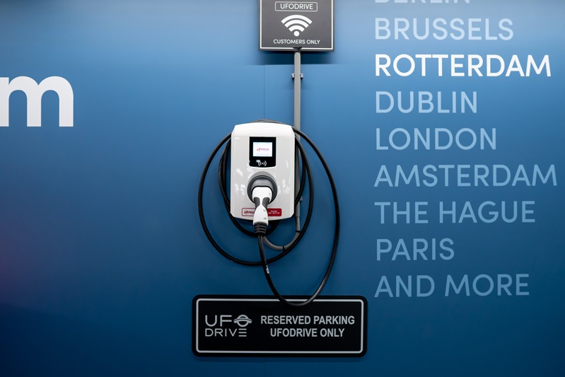 Eneco eMobility laadpaal in parkeergarage Markthal